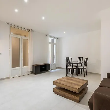 Proche De Centre Beziers