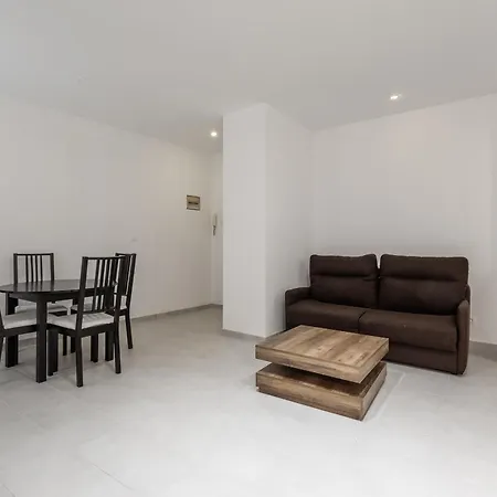 Apartment Proche De Centre Beziers